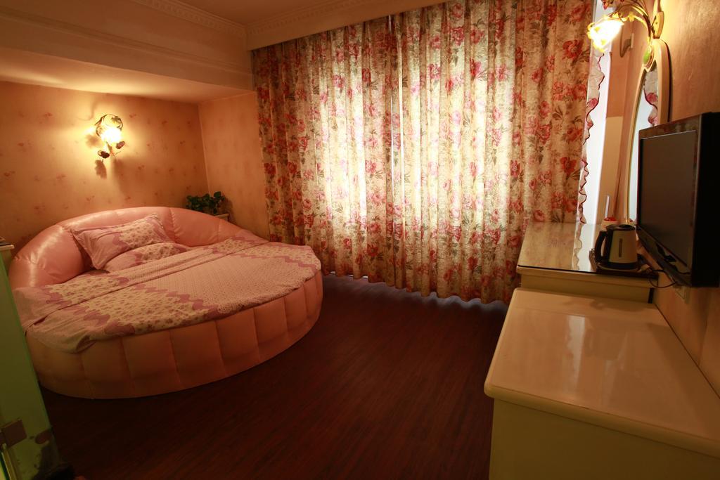 Chengdu Jiali Hotel Chunxi Branch ภายนอก รูปภาพ